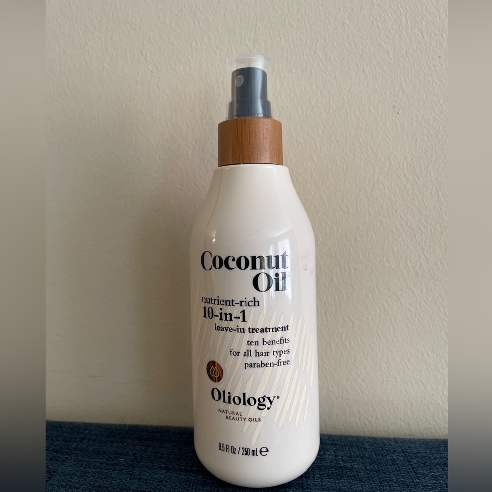 Oliology Coconut Oil Nutrient-Rich 10-in-1 Leave-In Treatment 8.5 oz